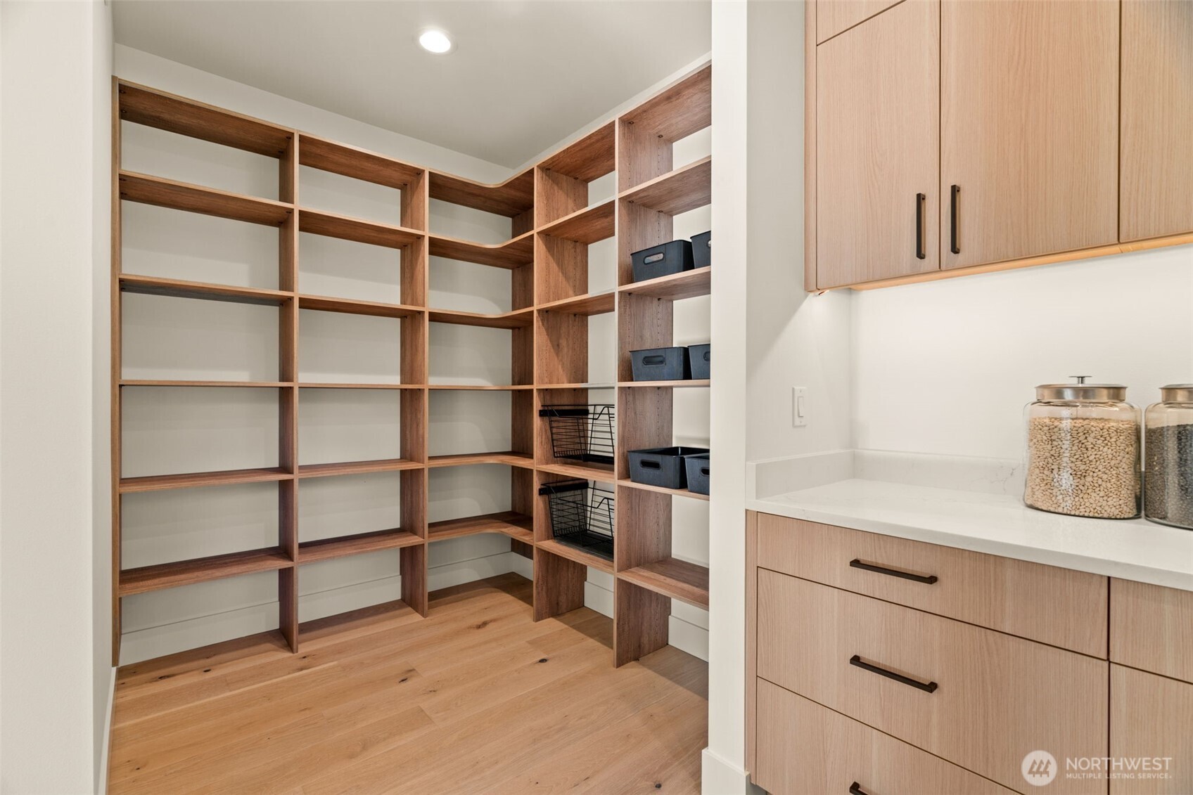 4028 138th Avenue Southeast Bellevue, WA 98006 - Photo 16 of 40