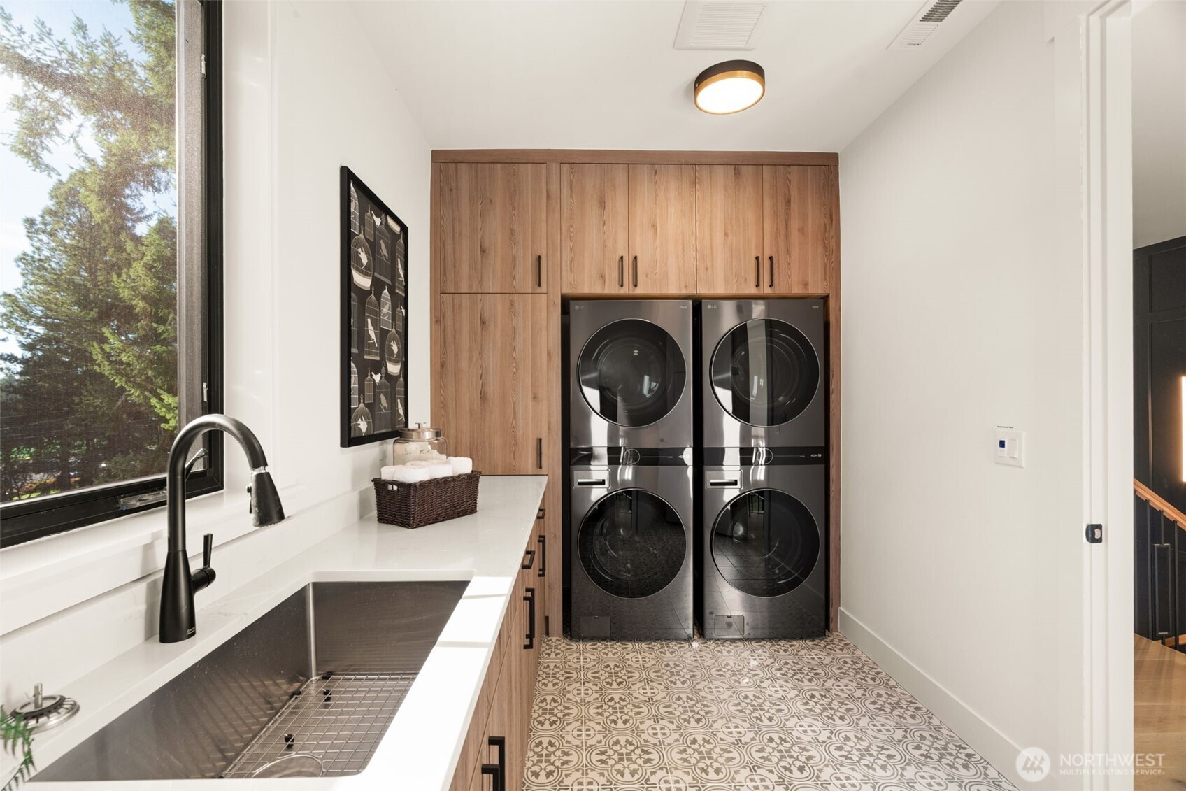 4028 138th Avenue Southeast Bellevue, WA 98006 - Photo 22 of 40