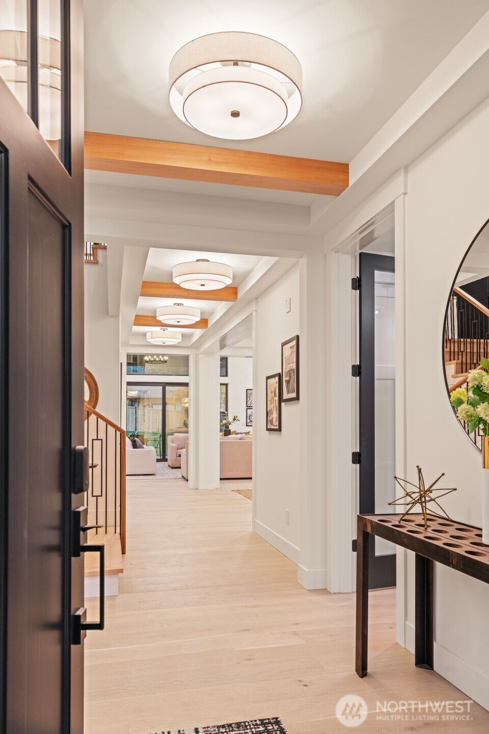 4028 138th Avenue Southeast Bellevue, WA 98006 - Photo 4 of 40