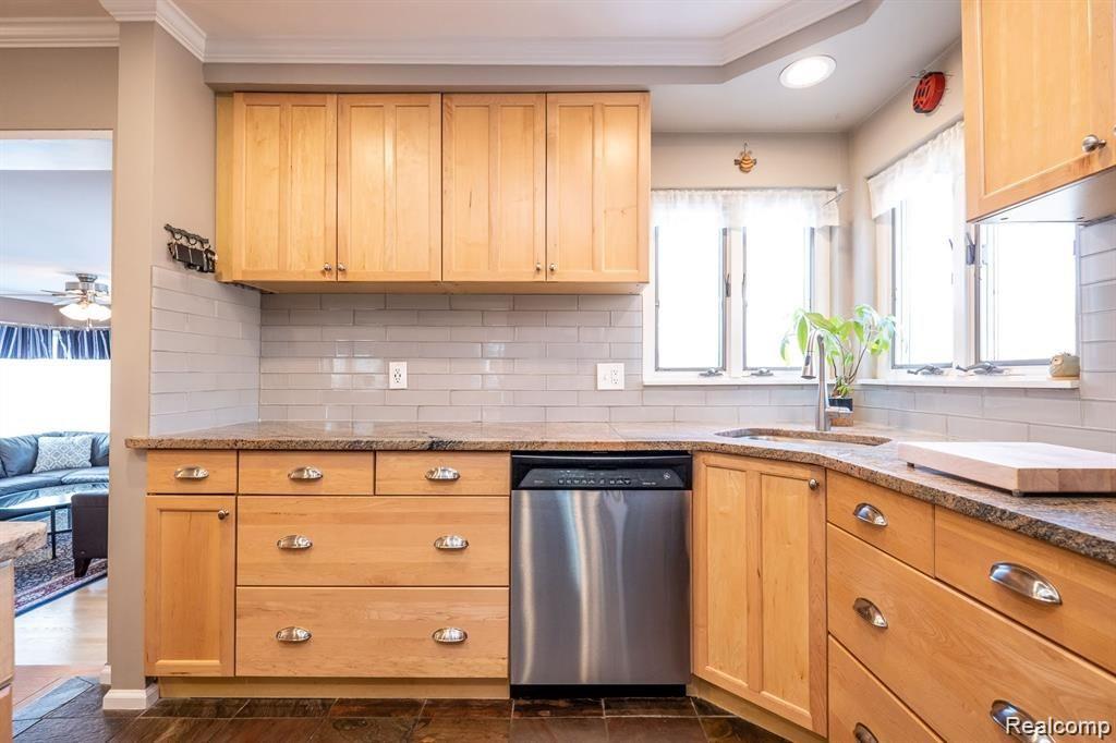 3022 Bamlet Road Royal Oak, MI 48073 - Photo 11 of 51 3022 Bamlet