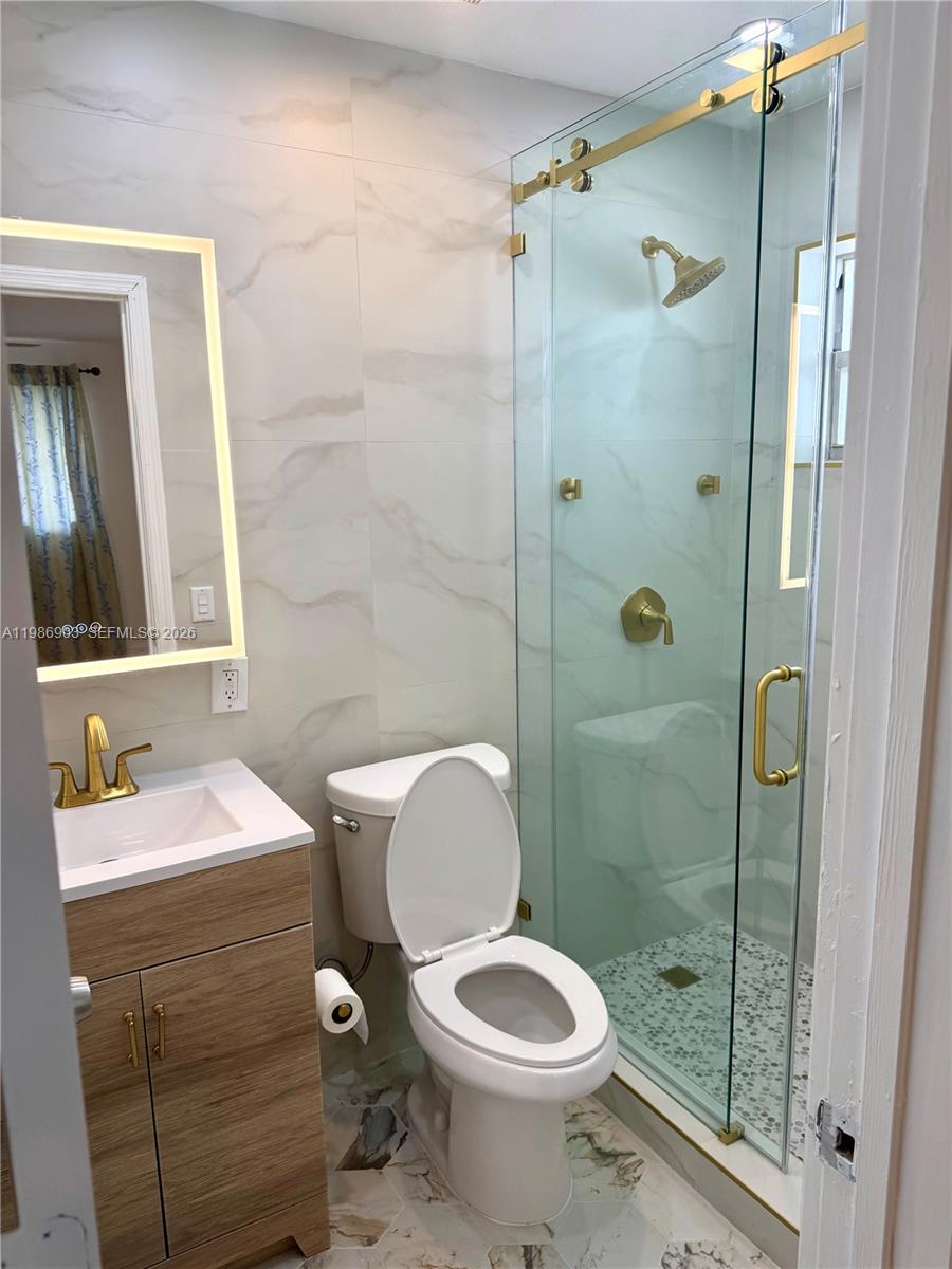 11201 Northeast 3rd Avenue Miami, FL 33161 - Photo 26 of 29