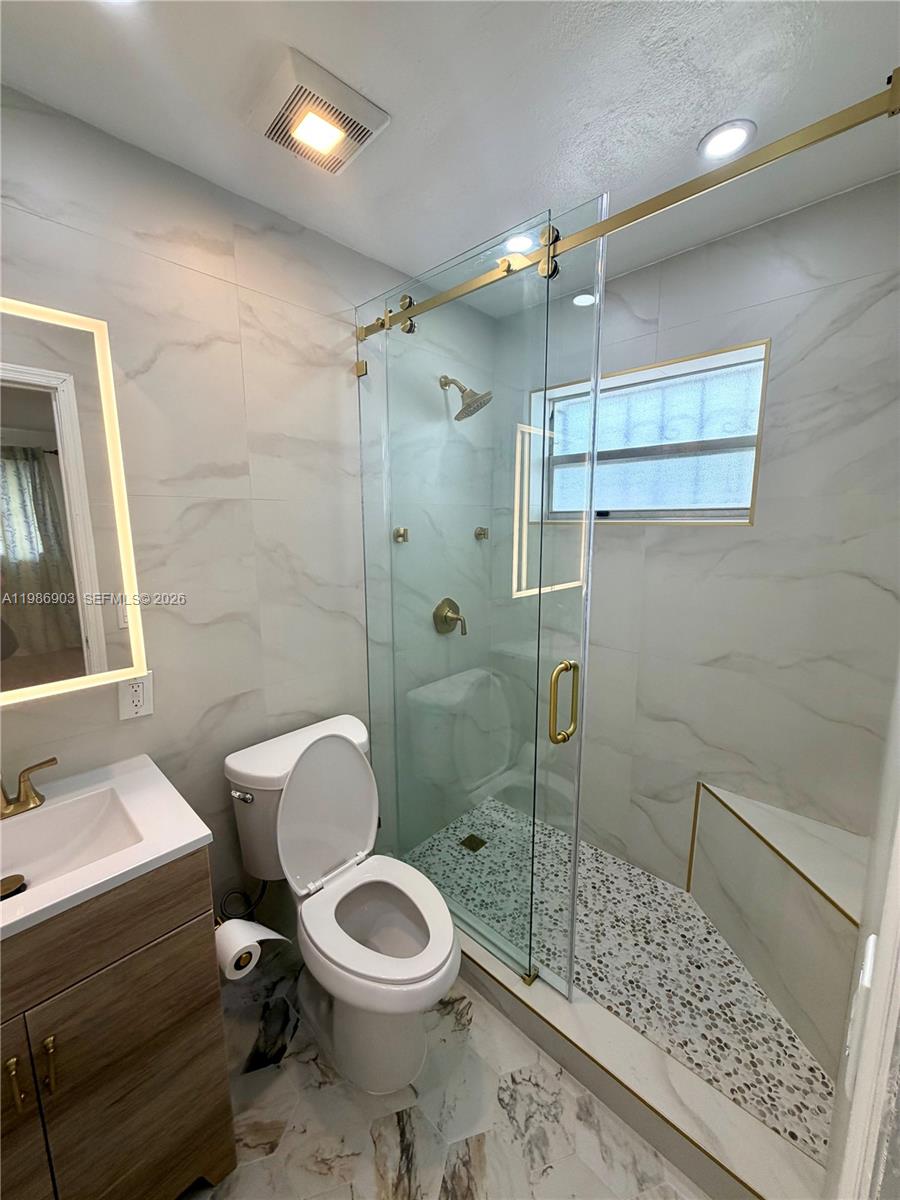 11201 Northeast 3rd Avenue Miami, FL 33161 - Photo 27 of 29