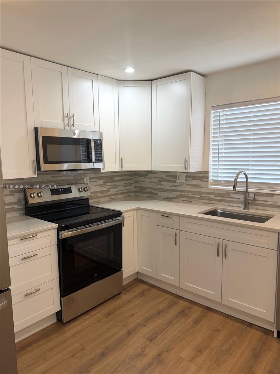 11201 Northeast 3rd Avenue Miami, FL 33161 - Photo 10 of 29
