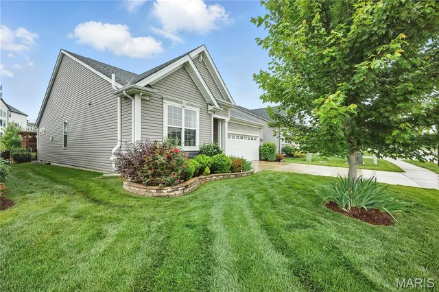 $562,000 | 1056 Sandfort Farm Drive, St. Charles, MO 63301