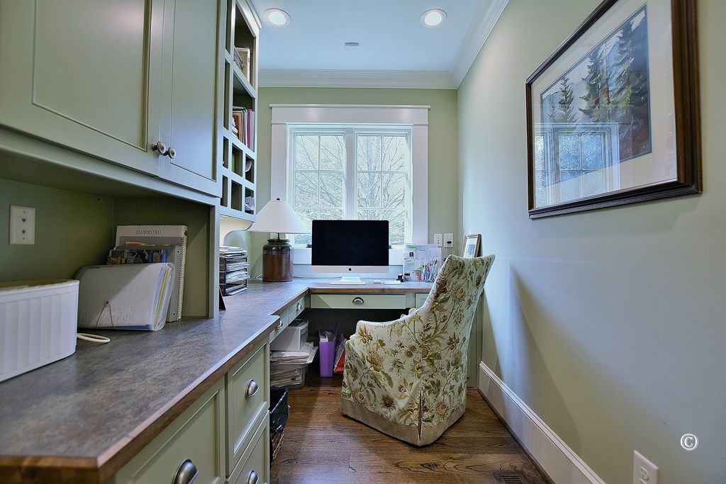 5124 Macon Road Columbus, GA 31907 - Photo 21 of 54 Her office