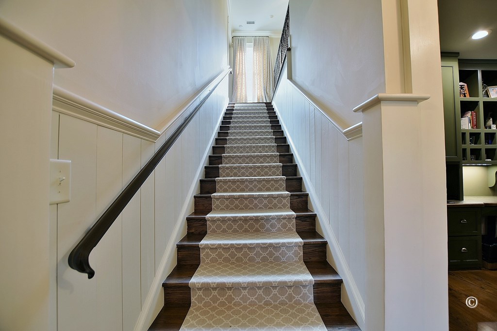 5124 Macon Road Columbus, GA 31907 - Photo 24 of 54 Stairs to upper level