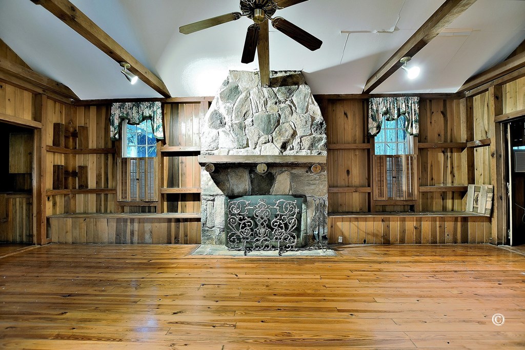 5124 Macon Road Columbus, GA 31907 - Photo 50 of 54 Cabin interior
