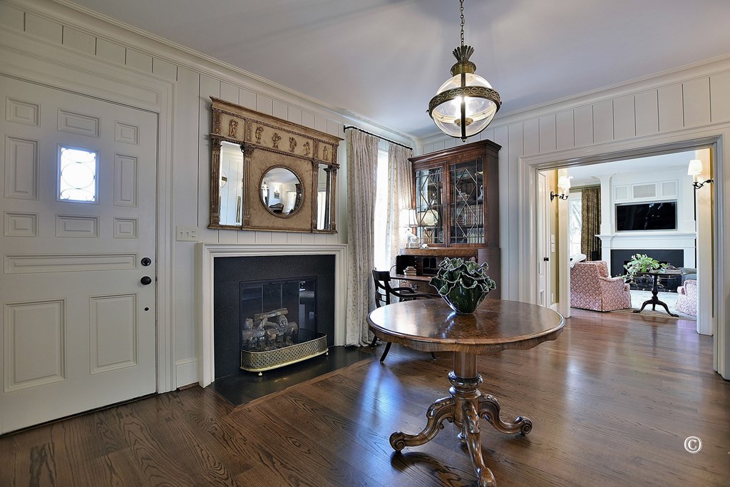 5124 Macon Road Columbus, GA 31907 - Photo 6 of 54 Foyer