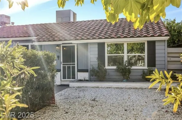 $589,950 | 620 Avenue H, Boulder City, NV 89005