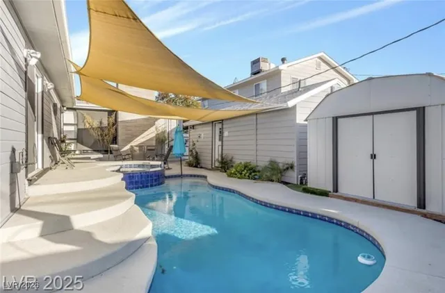 $589,950 | 620 Avenue H, Boulder City, NV 89005