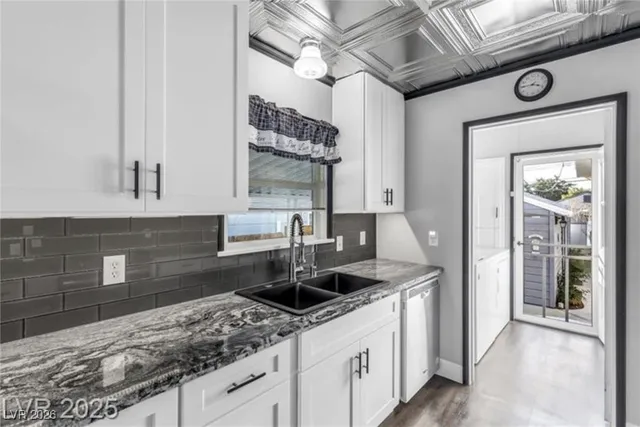 $589,950 | 620 Avenue H, Boulder City, NV 89005