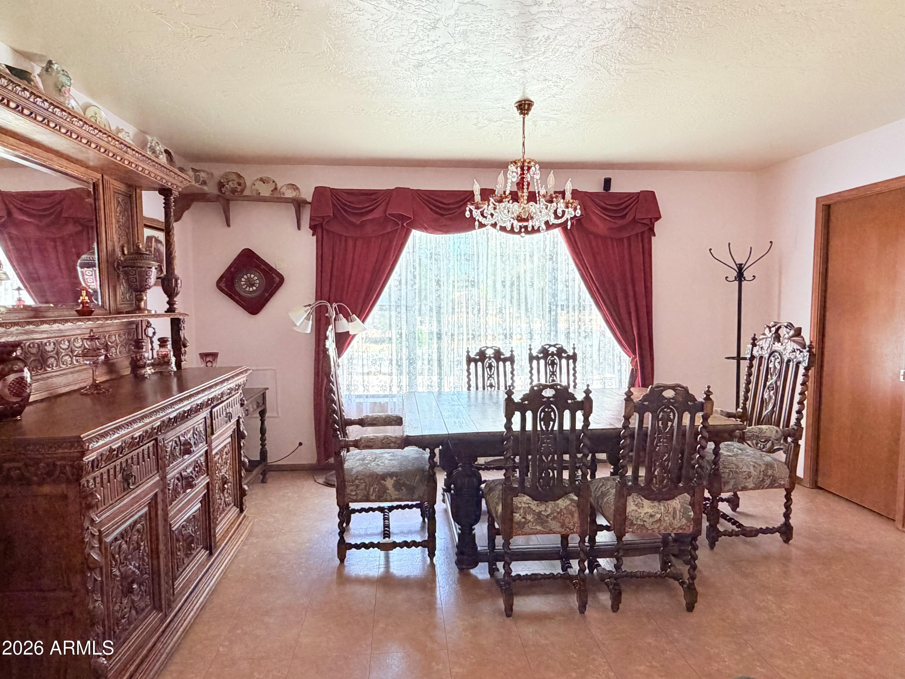 3765 East Montezuma Avenue Rimrock, AZ 86335 - Photo 23 of 31 Dining room