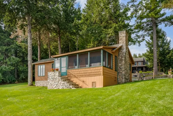 $6,395,000 | 224 Ledges Road, Naples, ME 04055
