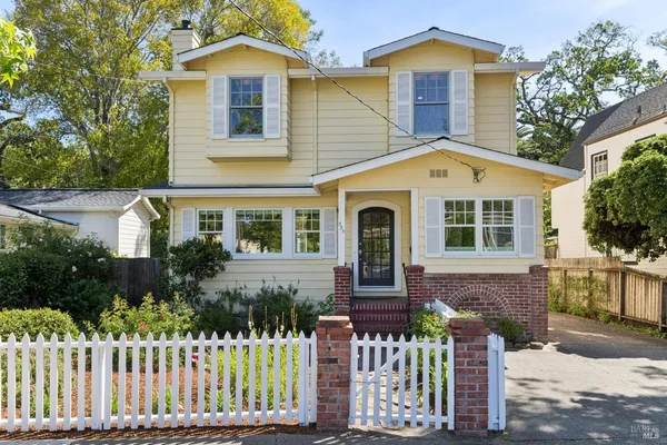 $1,450,000 | 228 Saunders Avenue, San Anselmo, CA 94960