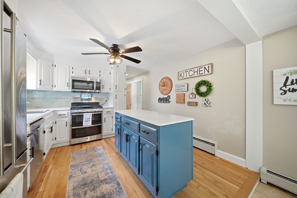 105 Locke Road Chelmsford, MA 01824 - Photo 8 of 42 Gallery Image 8