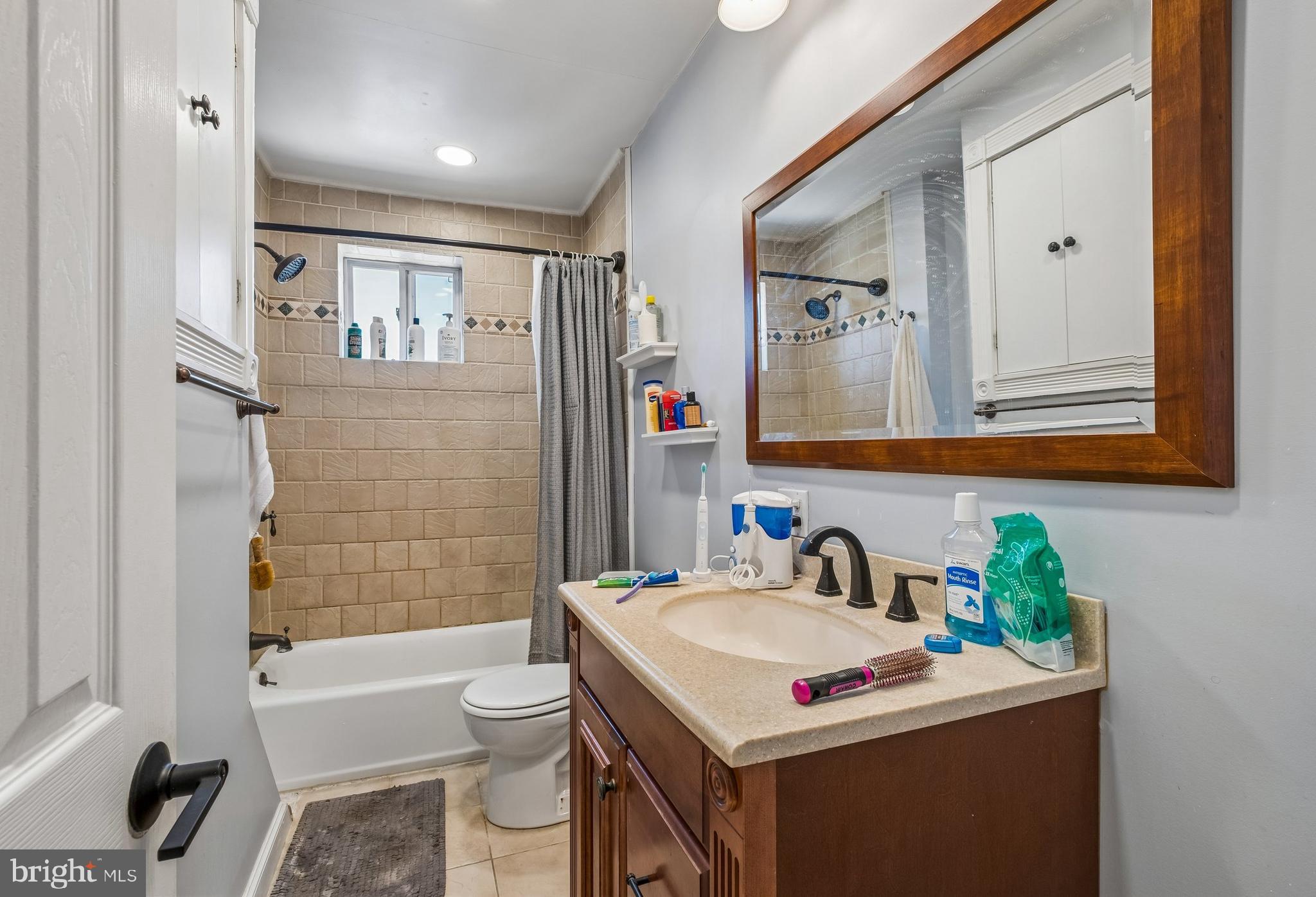 357 Lemonte Street Philadelphia, PA 19128 - Photo 17 of 26