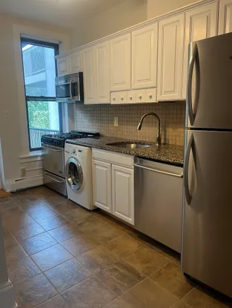$2,900 | 608 Madison Street, Unit 6, Hoboken, NJ 07030
