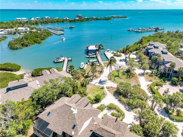 an aerial view of ocean residential house with outdoor space