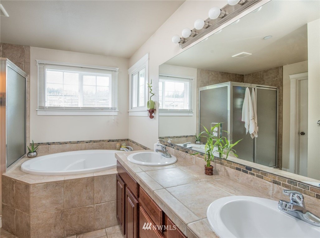 903 225th Place Southeast Bothell, WA 98021 - Photo 11 of 25