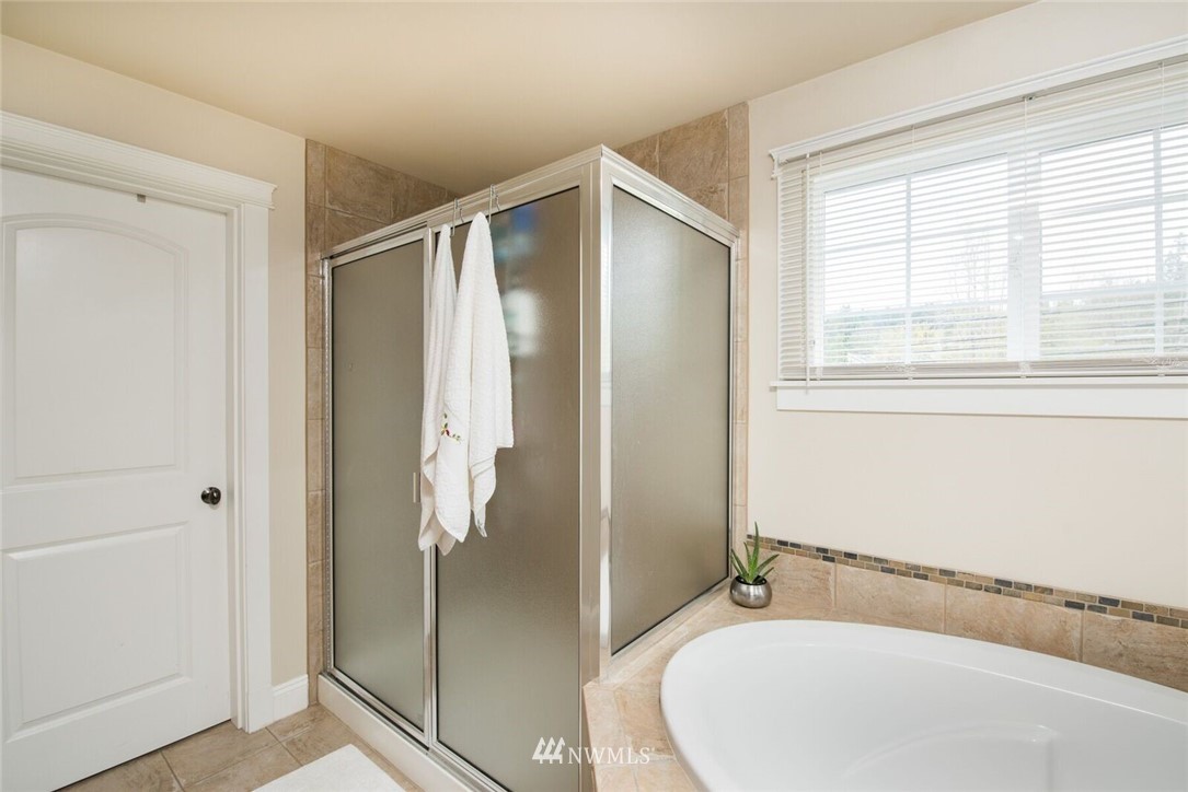 903 225th Place Southeast Bothell, WA 98021 - Photo 12 of 25