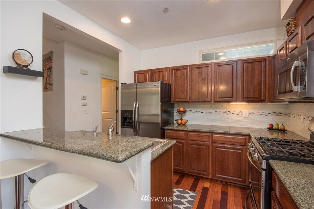 903 225th Place Southeast Bothell, WA 98021 - Photo 7 of 25