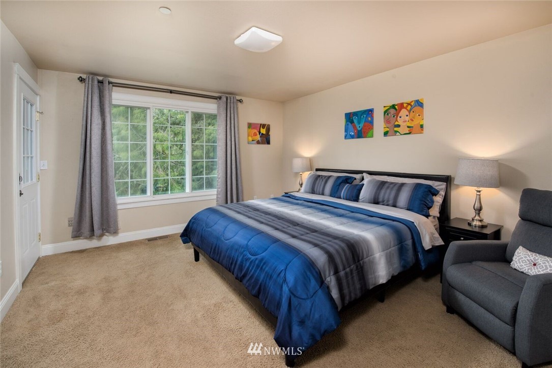 903 225th Place Southeast Bothell, WA 98021 - Photo 10 of 25