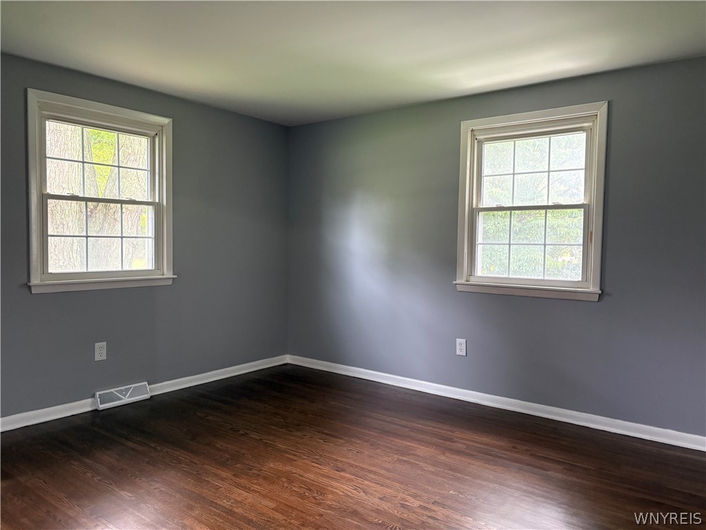 7384 Nash Road Wheatfield, NY 14120 - Photo 14 of 19 Gallery Image 14
