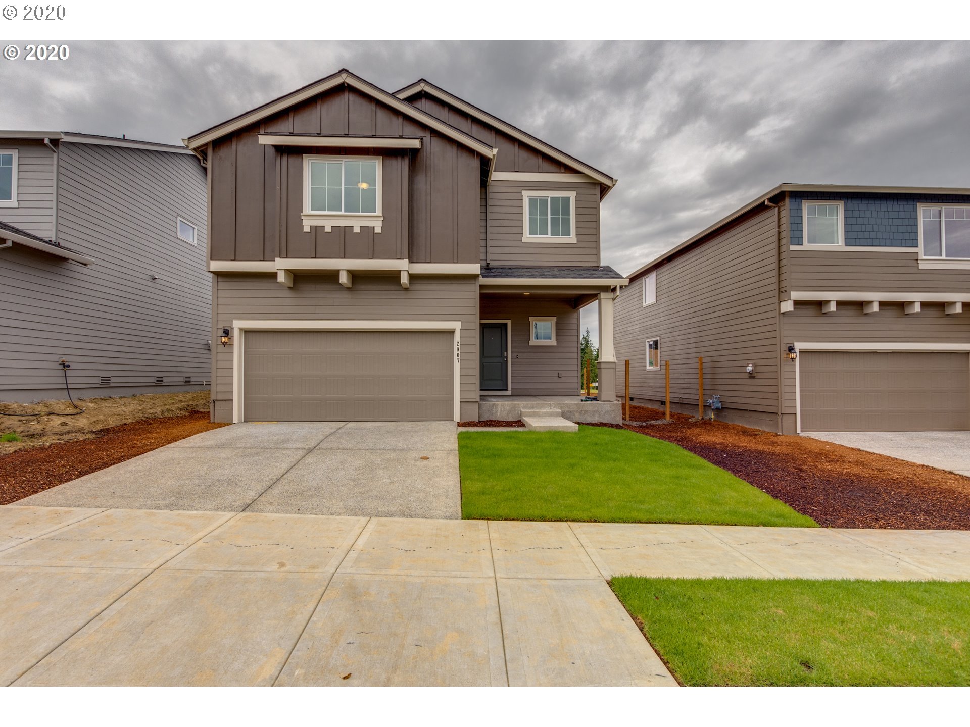 2133 South Meadowlark Dr. Loop Ridgefield, WA 98642 - Photo 1 of 25