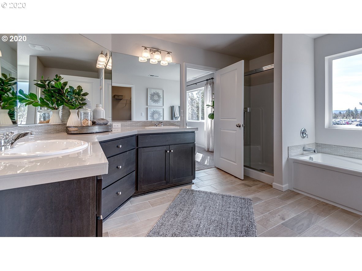 2133 South Meadowlark Dr. Loop Ridgefield, WA 98642 - Photo 9 of 25