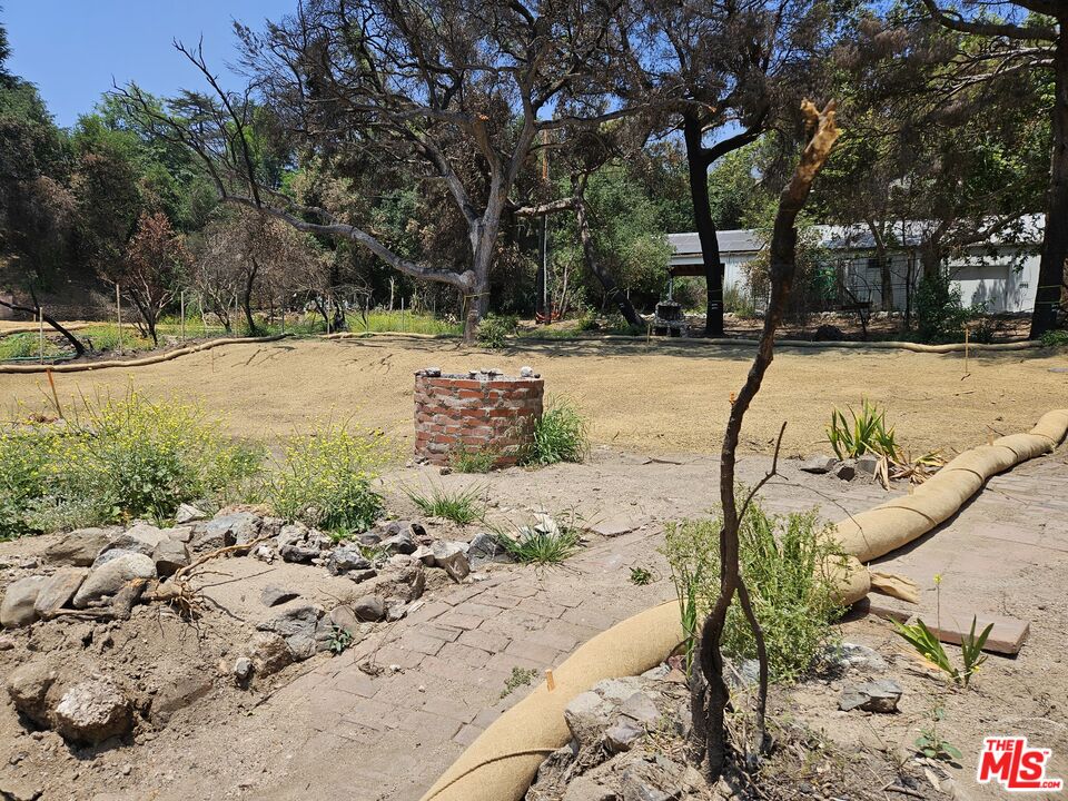 3771 Alzada Road Altadena, CA 91001 - Photo 5 of 11