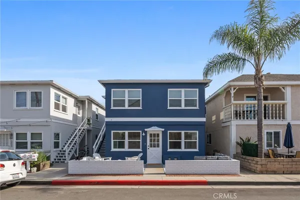 $5,300 | 502 36th Street, Unit A, Newport Beach, CA 92663