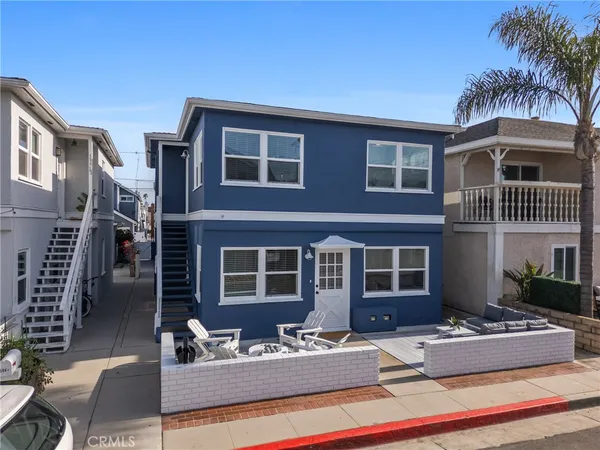 $5,300 | 502 36th Street, Unit A, Newport Beach, CA 92663