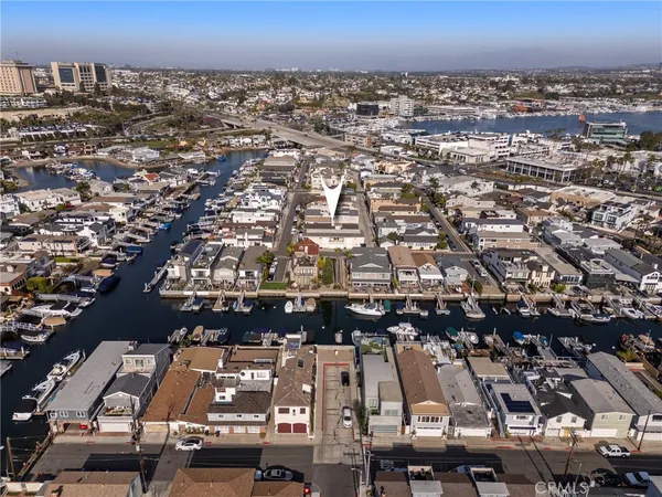 $5,300 | 502 36th Street, Unit A, Newport Beach, CA 92663