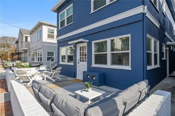 $5,300 | 502 36th Street, Unit A, Newport Beach, CA 92663