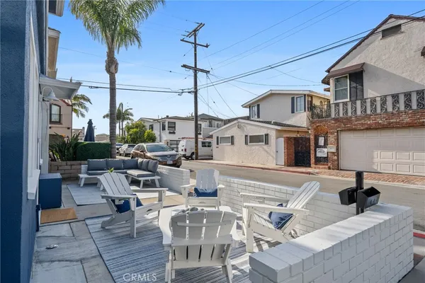 $5,300 | 502 36th Street, Unit A, Newport Beach, CA 92663