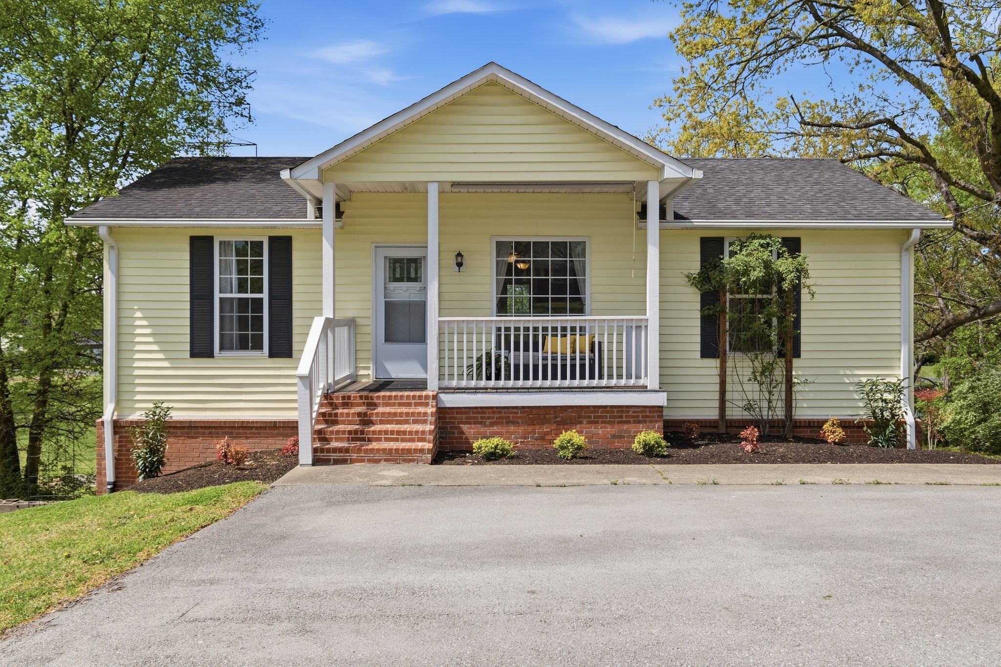 5944 South New Hope Road Hermitage, TN 37076 - Photo 1 of 38