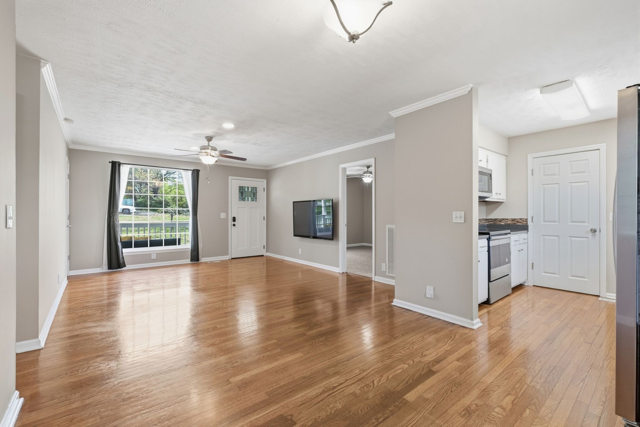 5944 South New Hope Road Hermitage, TN 37076 - Photo 7 of 38