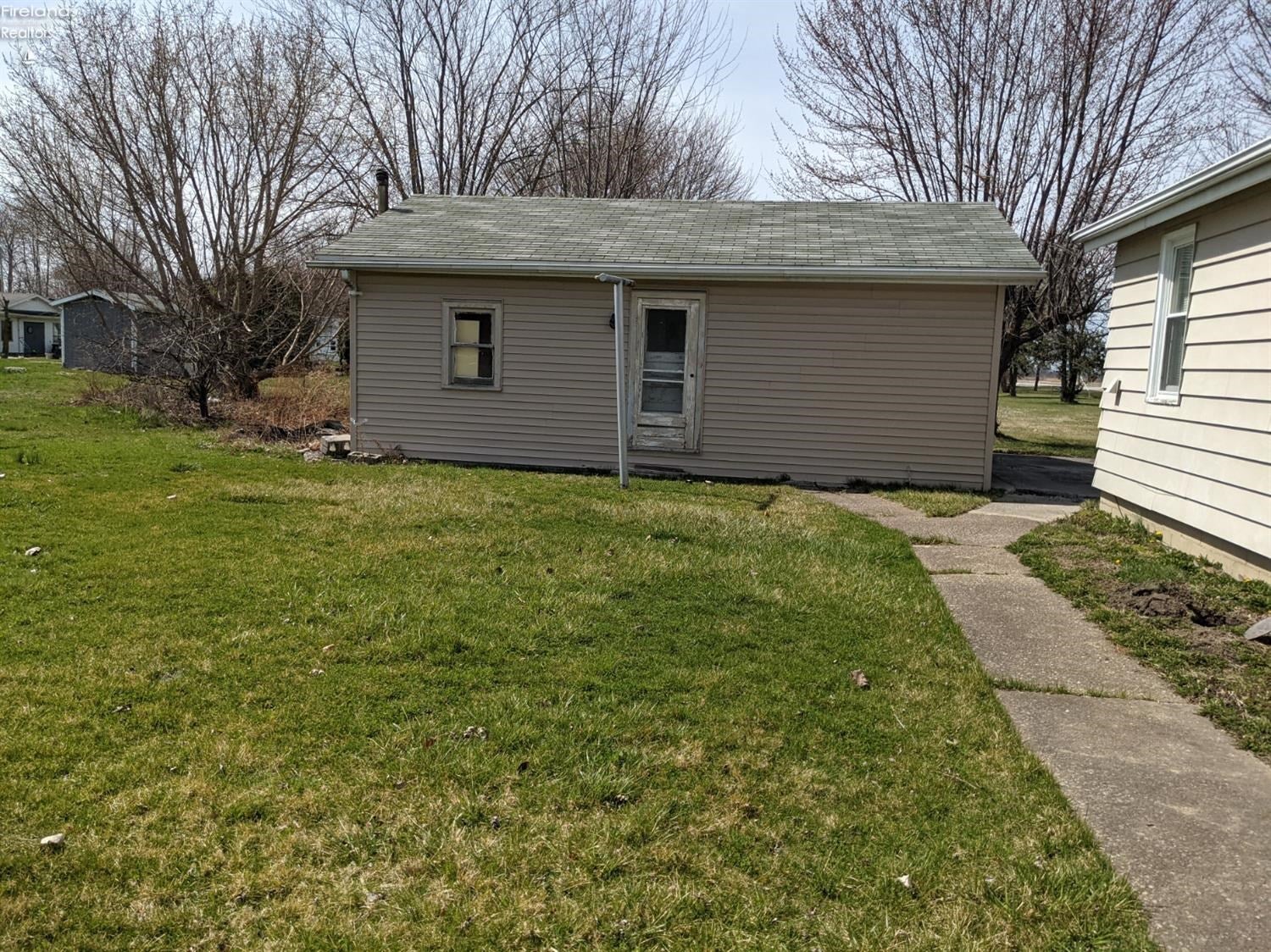1252 East Lockwood Road Port Clinton, OH 43452 - Photo 10 of 11 Gallery Image 10