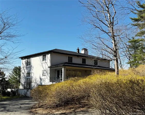 $1,595,000 | 94 Cliff Road, Tuxedo Park, NY 10987