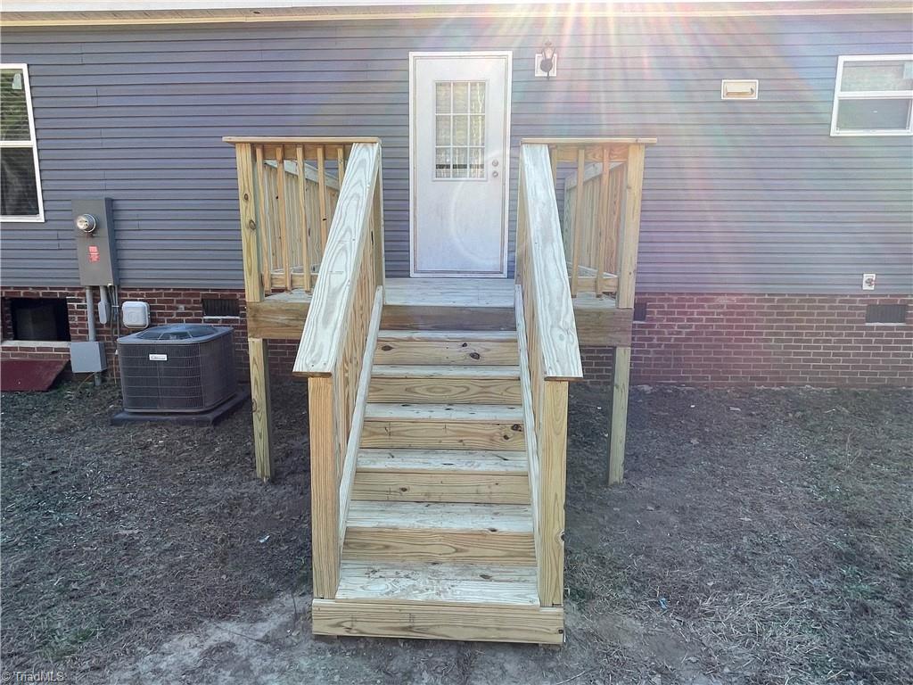 19401 Horne Road Laurinburg, NC 28352 - Photo 5 of 24