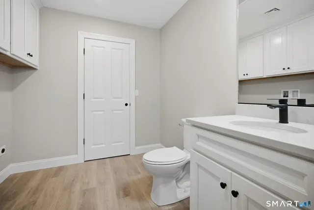 $599,900 | 70 S Road, Ellington, CT 06029