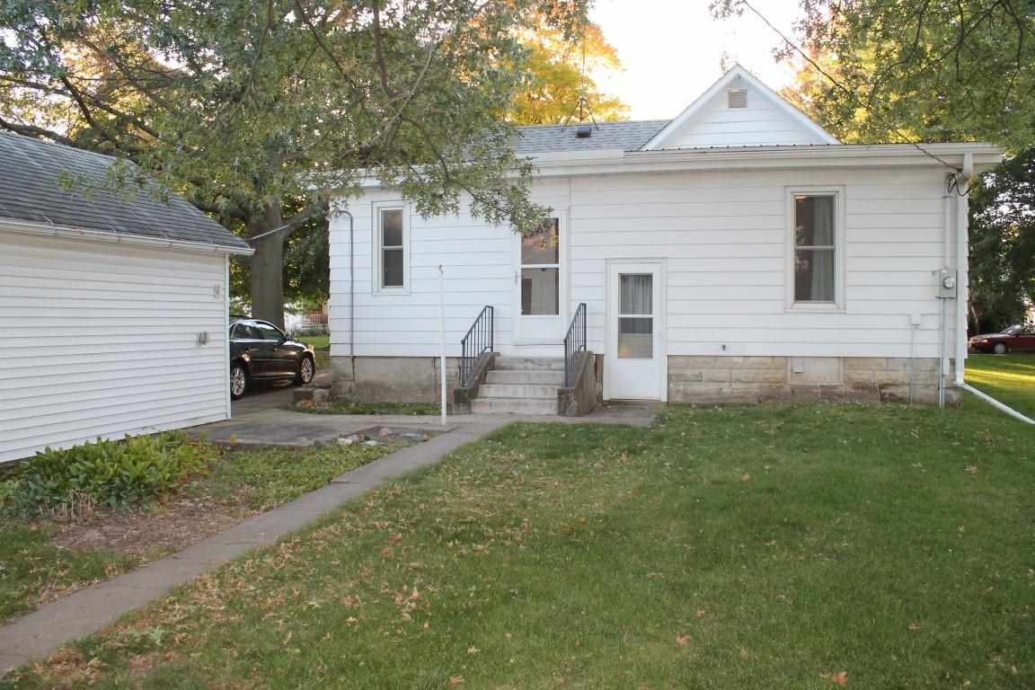 206 South Center Street Lone Tree, IA 52755 - Photo 10 of 15 Gallery Image 10