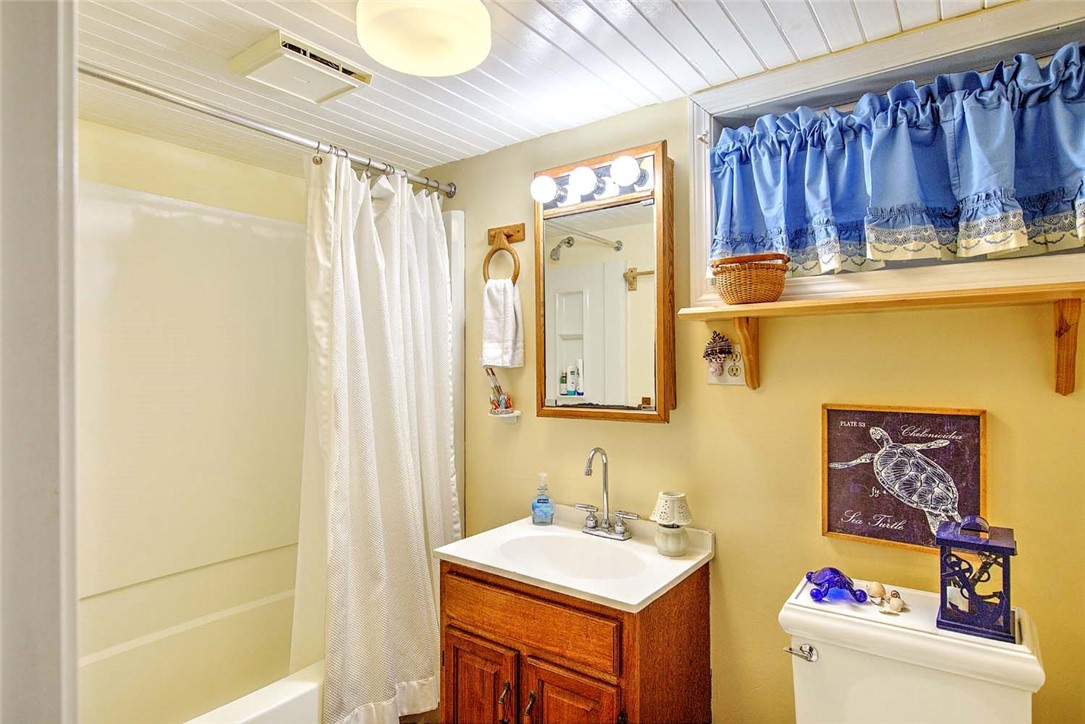 119 Alfred Drowne Road Barrington, RI 02806 - Photo 36 of 50