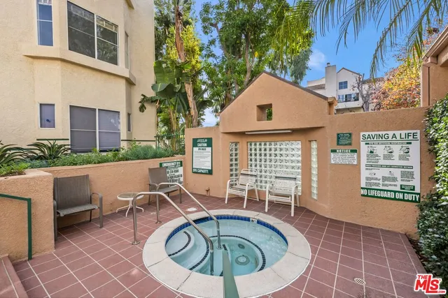 $495,000 | 14347 Albers Street, Unit 201, Sherman Oaks, CA 91401