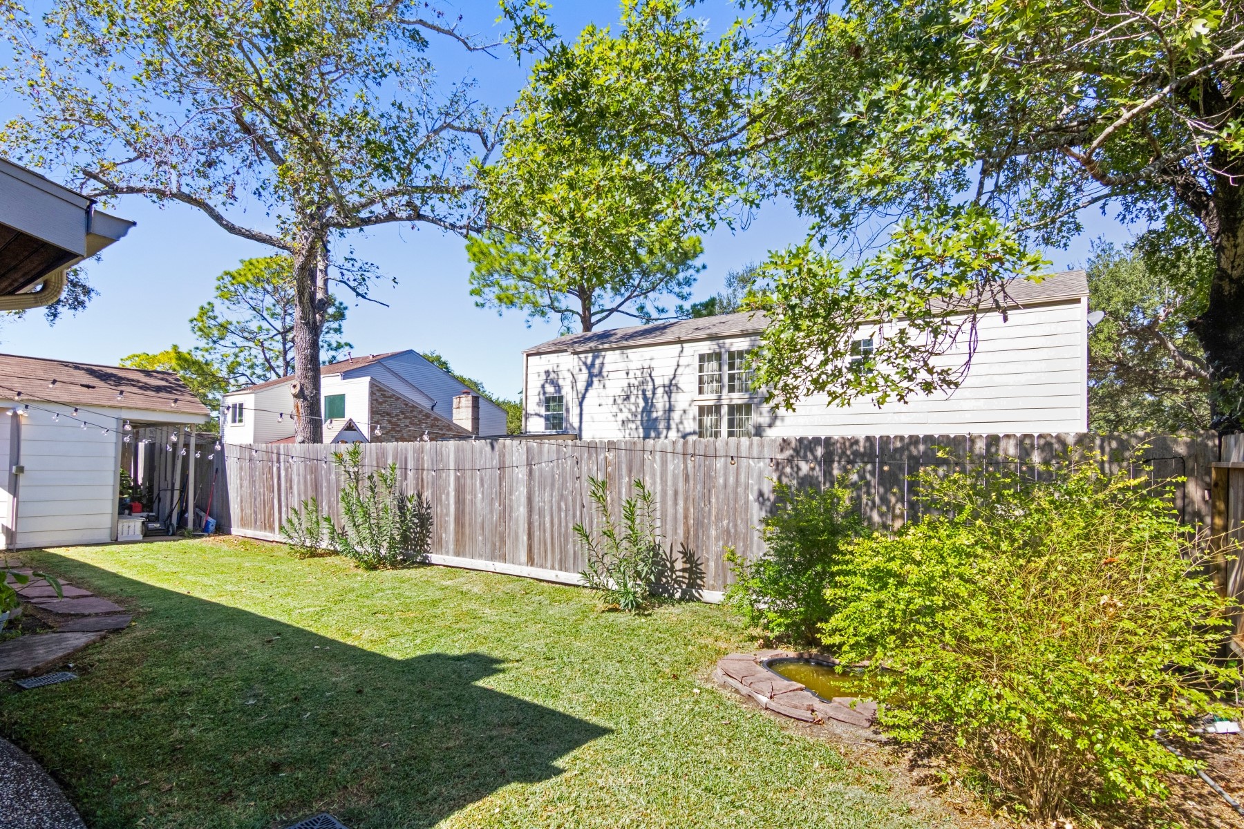 13910 Ella Lee Lane Houston, TX 77077 - Photo 11 of 12