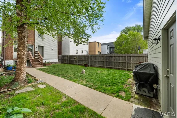 $329,900 | 4224 McRee Avenue, St. Louis, MO 63110