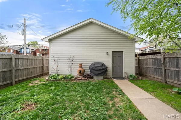 $329,900 | 4224 McRee Avenue, St. Louis, MO 63110
