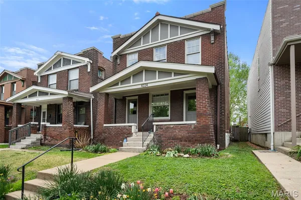 $329,900 | 4224 McRee Avenue, St. Louis, MO 63110