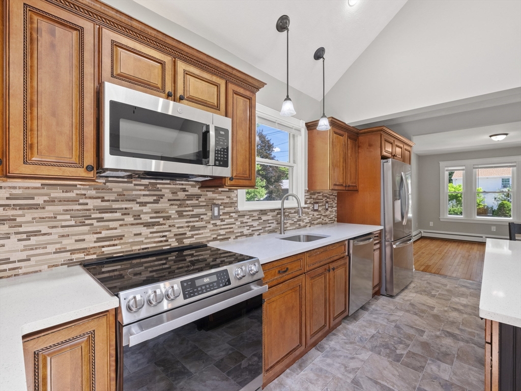 65 Old Nahant Road Wakefield, MA 01880 - Photo 21 of 42