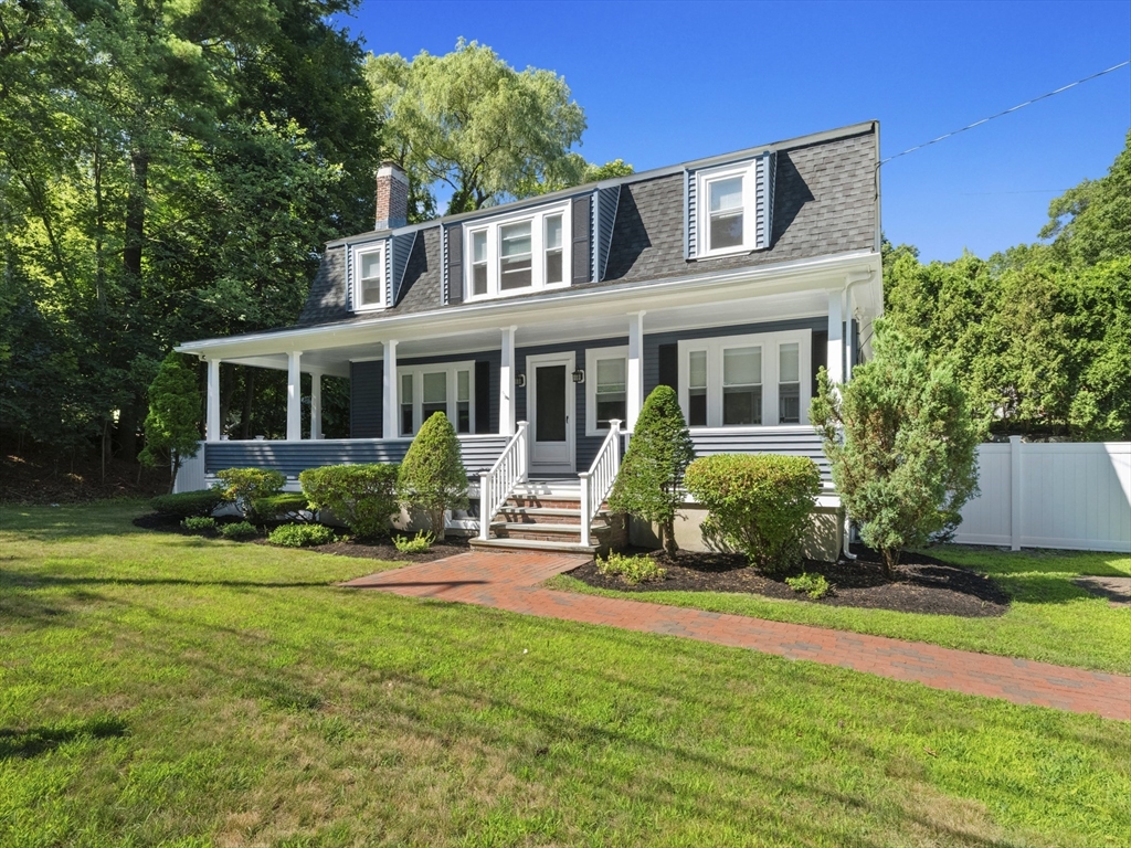 65 Old Nahant Road Wakefield, MA 01880 - Photo 3 of 42